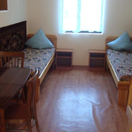 Hôtel Usadba Chayka à Kurortne  Extérieur photo
