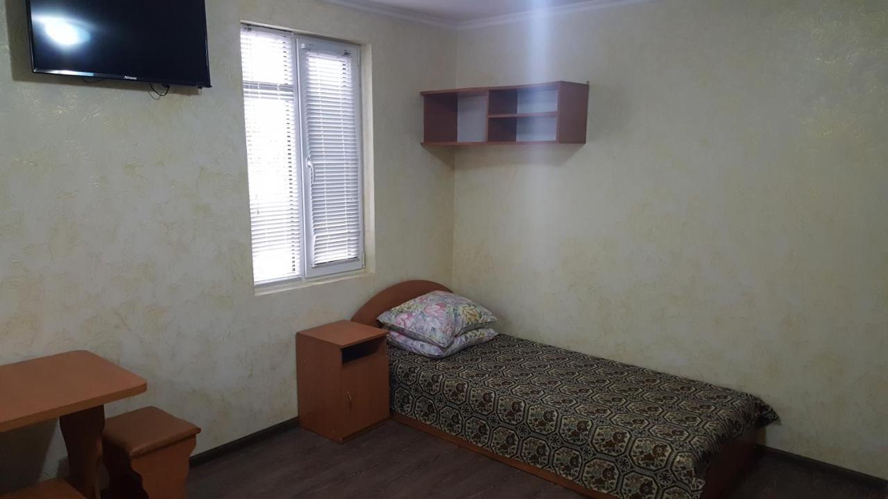 Hôtel Usadba Chayka à Kurortne  Extérieur photo