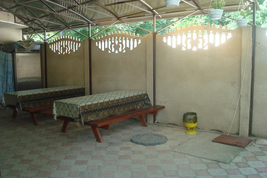 Hôtel Usadba Chayka à Kurortne  Extérieur photo