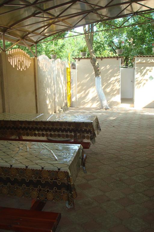 Hôtel Usadba Chayka à Kurortne  Extérieur photo